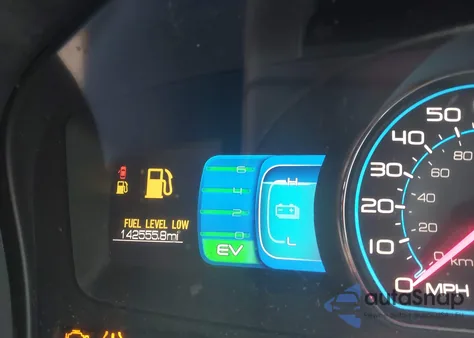 2012 Ford Fusion Hybrid из США, поврежденный, VIN 3FADP0L32CR157817